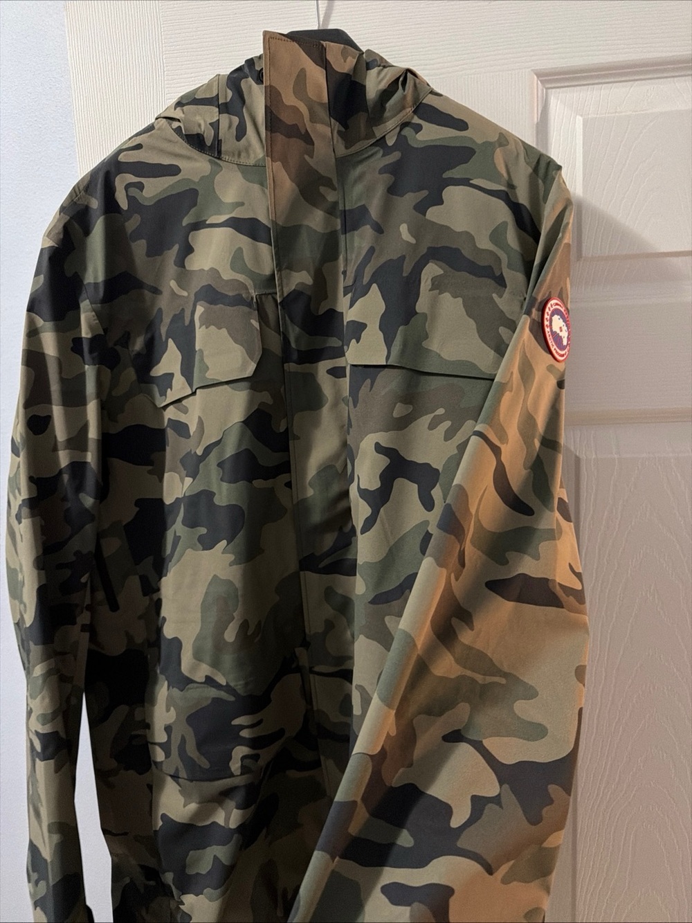Canada Goose Seawolf Rain Jacket XL Green Camo - Picture 2 of 6